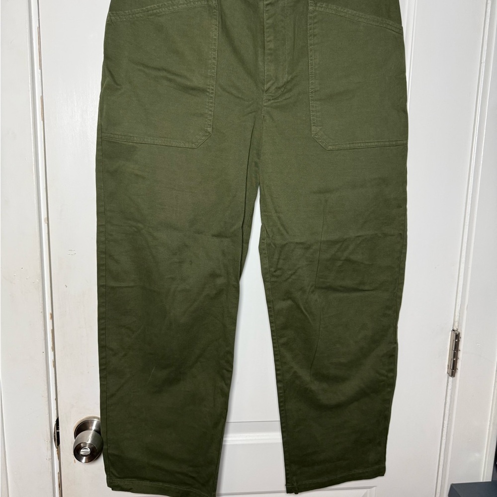 Universal Thread Women's Wide Leg Pants in Olive Green
